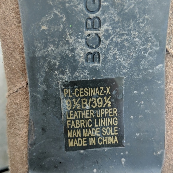 Cute slouchy BCBG real suede boots, size 9.5 - Picture 6 of 6